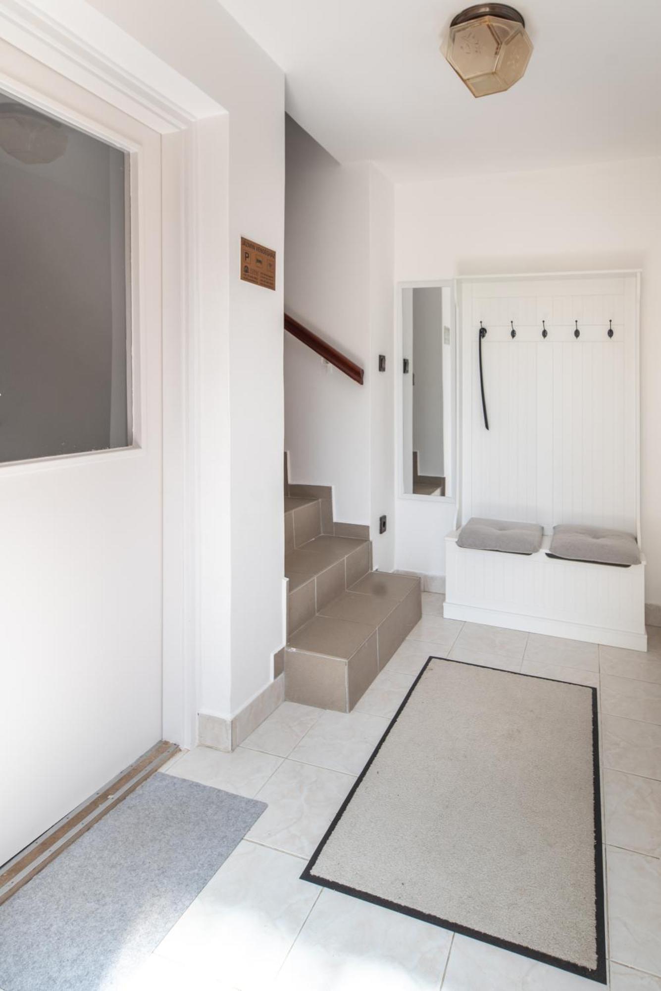 Jazmin Vendeghaz Villa บาลาตองโยรอค ภายนอก รูปภาพ